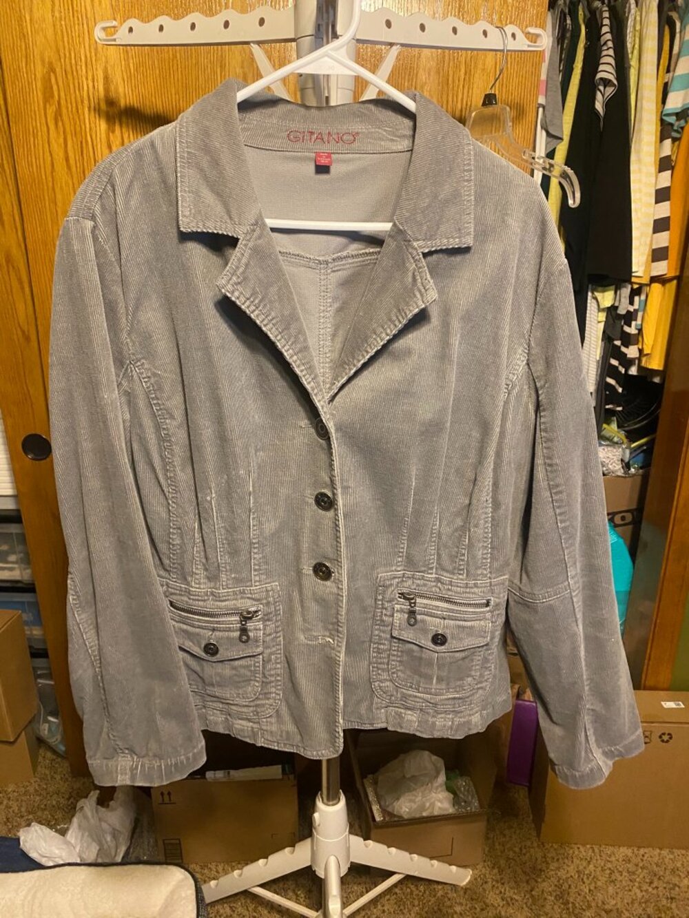 Gitano Women’s Gray Corduroy Jacket Size 18W Stretch Button Front